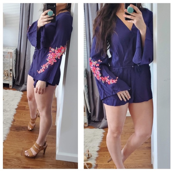 Navy  floral embroidered romper - Picture 7 of 8